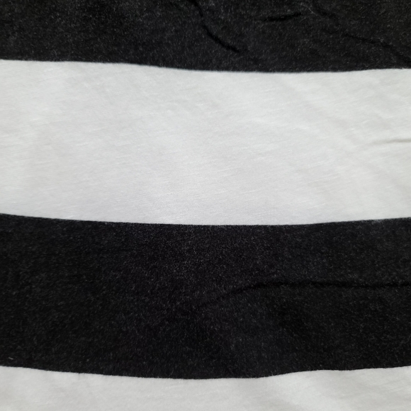 New York & Co black/white striped tank, size Large - Picture 5 of 7